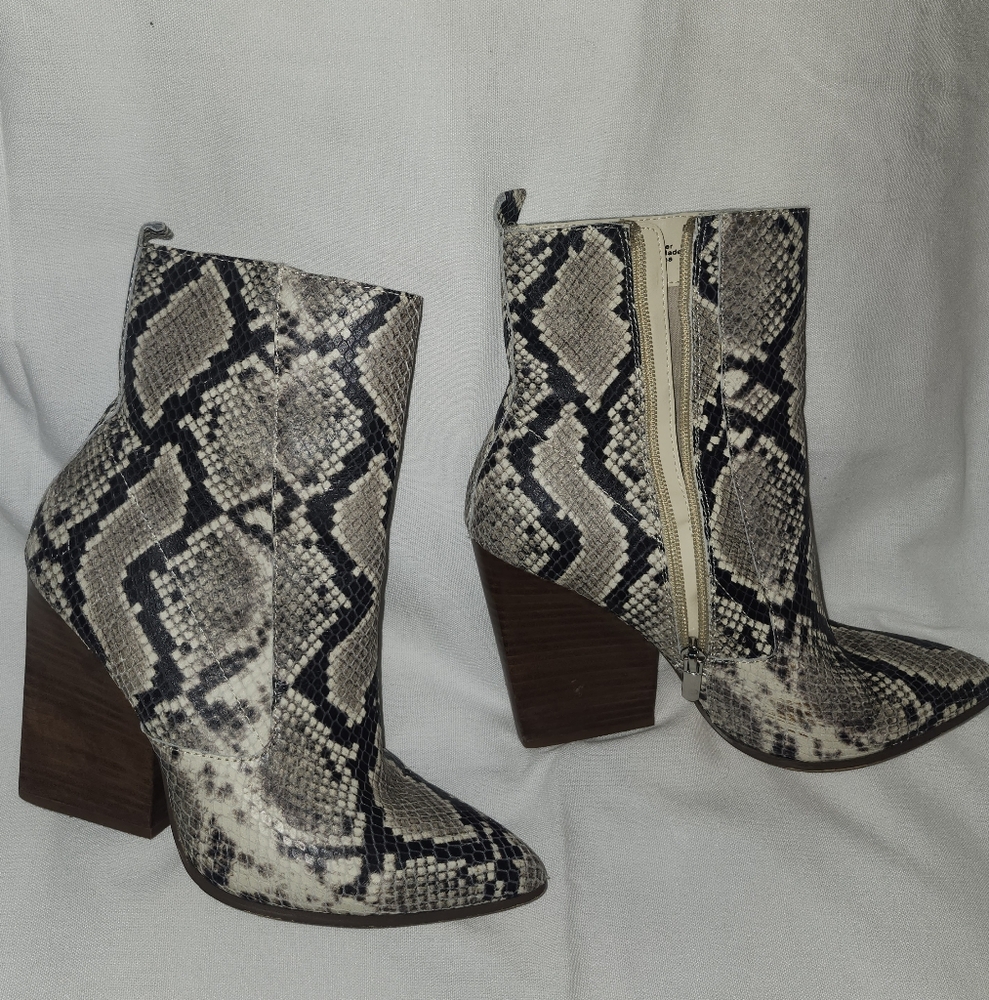 Python Snakeskin Pattern Booties Block Heel - 7 - image 1